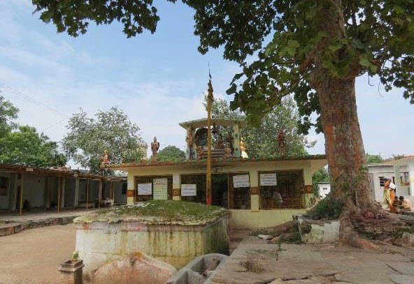 Kalwa Narsimhaswamy Temple, Nirmal, Telangana - Vushii.com Kalwa Narsimhaswamy Temple, Nirmal, Telangana - Vushii.com